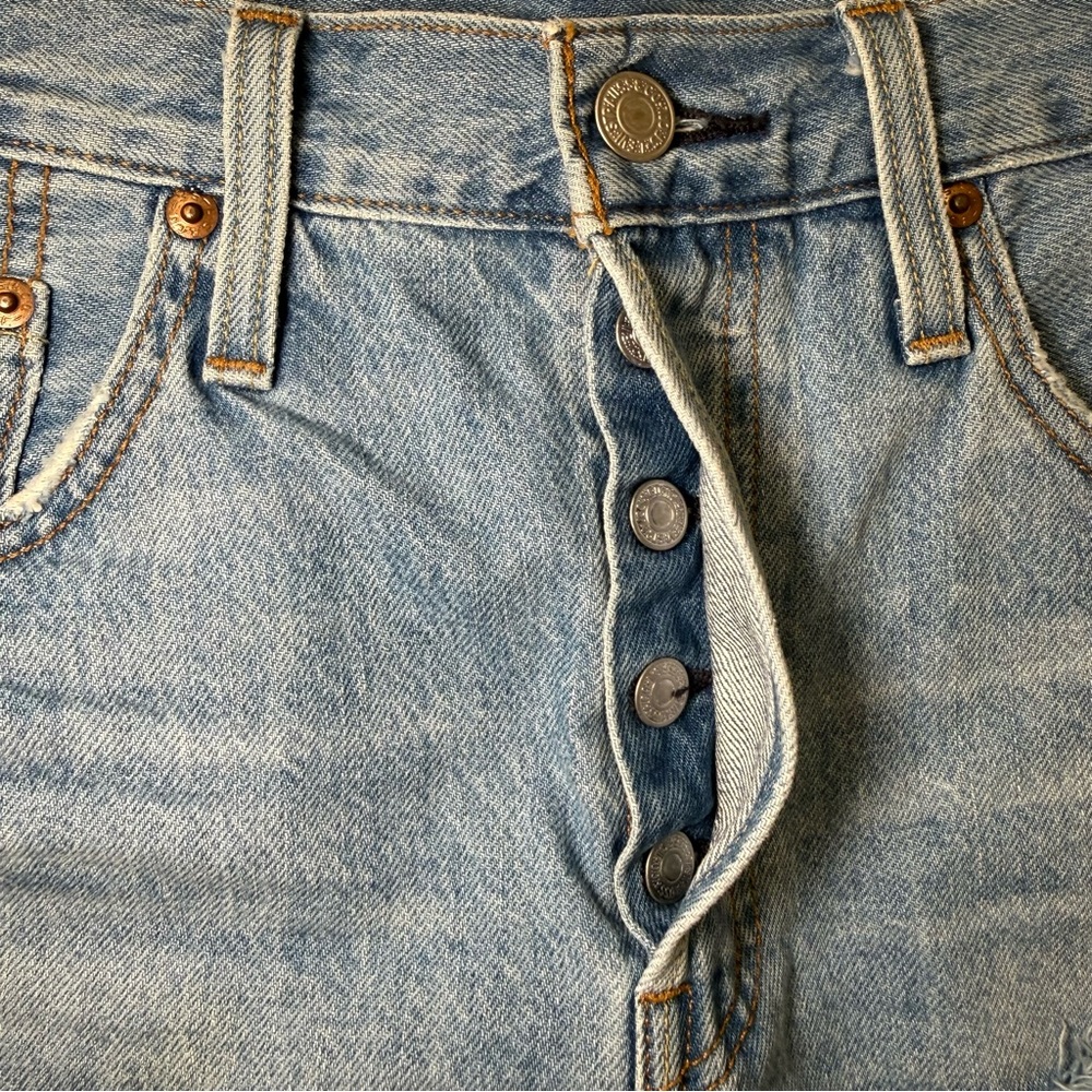 Levi's 501 Distressed Denim Shorts High Rise Button Fly Size 28 - Picture 4 of 9
